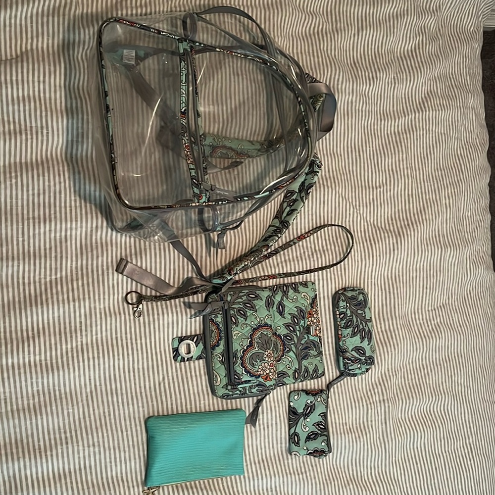 Vera Bradley FAN FLOWERS Backpack bundle *used*